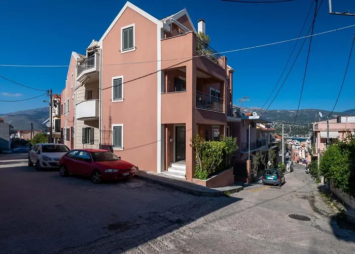 Napier Maisonette